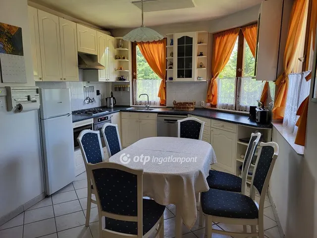 Eladó ház Érd 118 nm