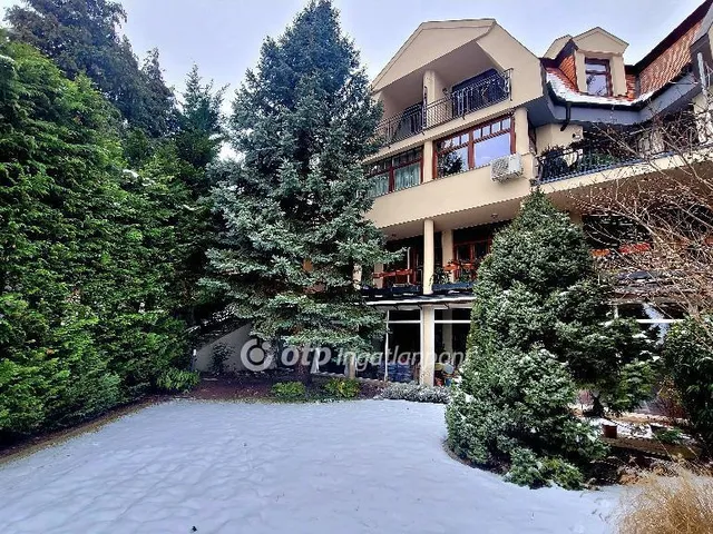 Eladó lakás Budapest XII. kerület 262 nm