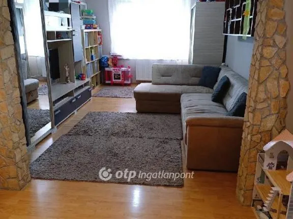 Eladó lakás Székesfehérvár 62 nm