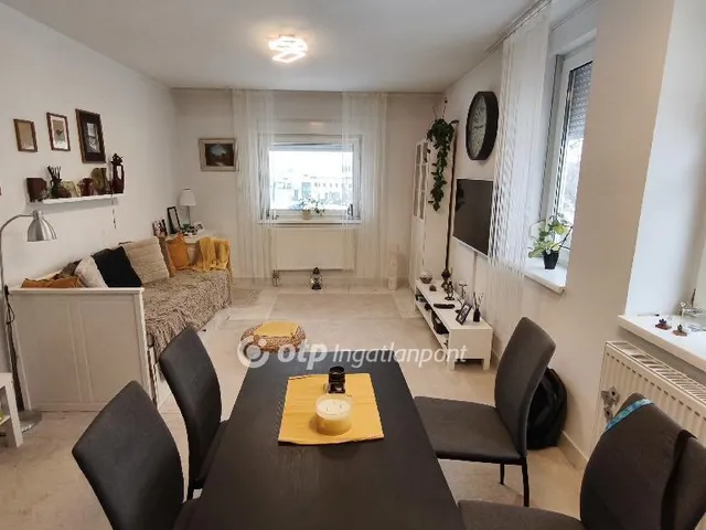 Eladó lakás Székesfehérvár 63 nm