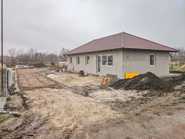 Eladó ház Szabadegyháza 104 nm