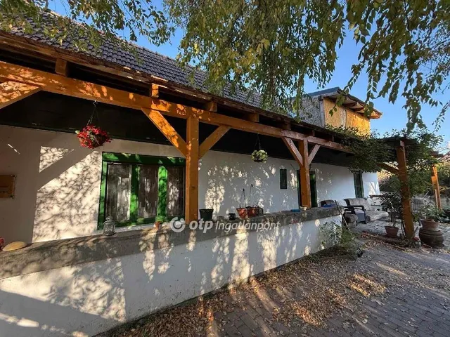 Eladó ház Velence 57 nm