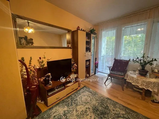 Eladó lakás Székesfehérvár, Köfém lakótelep 53 nm