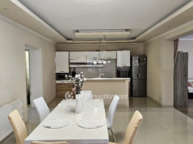 Eladó ház Pusztaszabolcs 130 nm