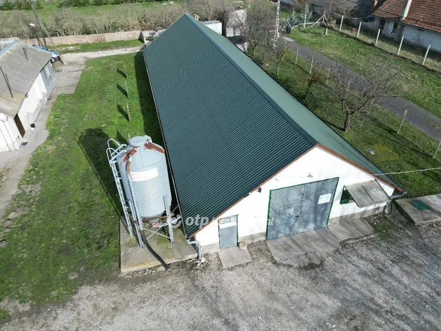 Eladó mezőgazdasági ingatlan Gárdony 4073 nm