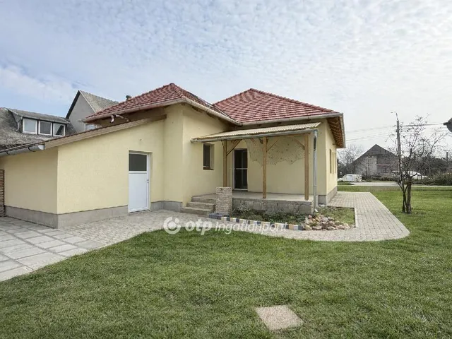 Eladó ház Martonvásár 110 nm