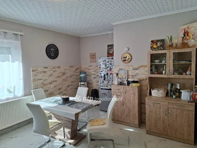 Eladó ház Adony 95 nm