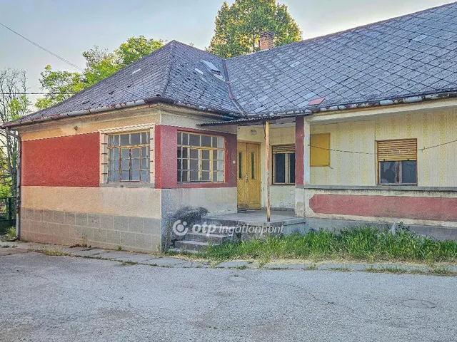 Eladó ház Sárkeresztes 103 nm