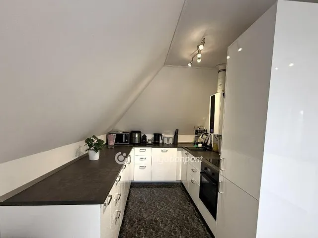 Eladó lakás Budaörs 102 nm