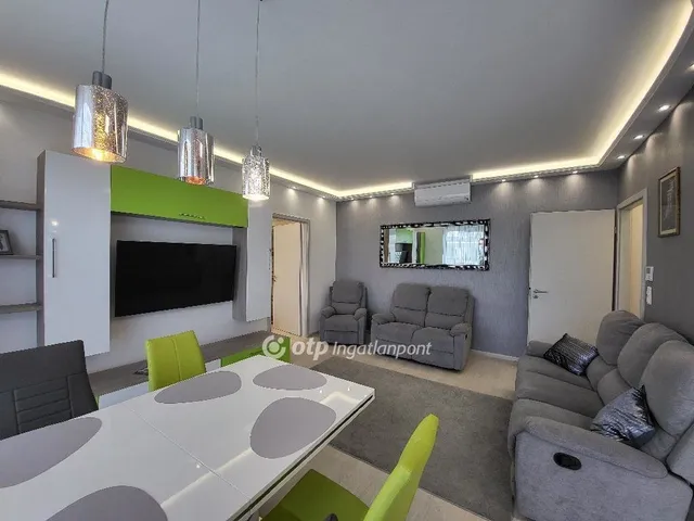 Eladó lakás Siófok 76 nm