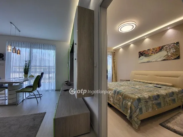 Eladó lakás Siófok 76 nm