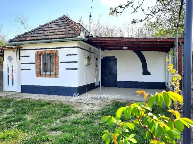 Eladó nyaraló Lepsény 11 nm