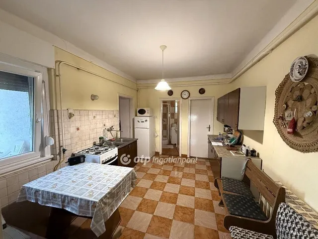 Eladó ház Pázmánd 90 nm