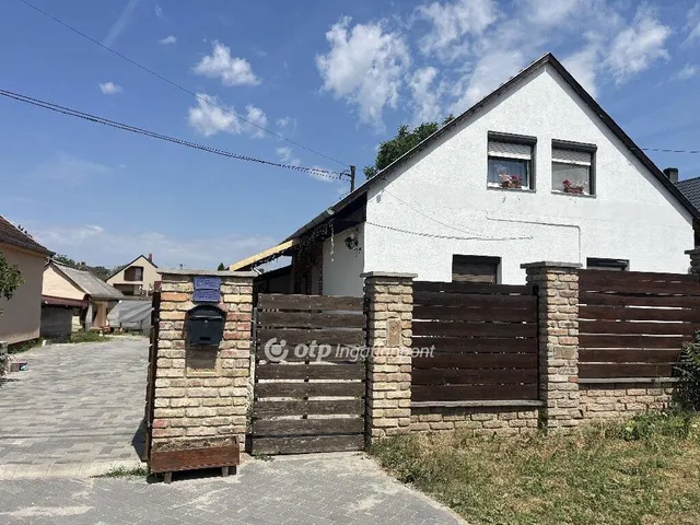 Eladó ház Aba 80 nm