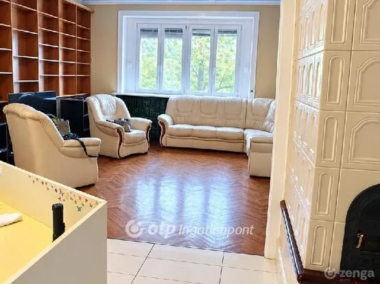 Eladó lakás Székesfehérvár 138 nm