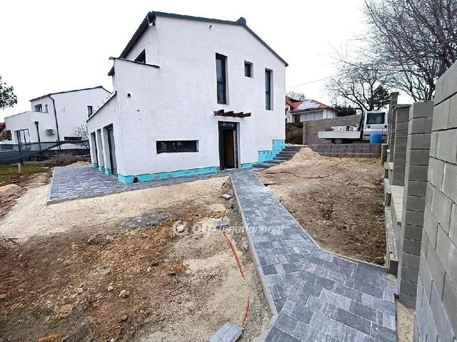 Eladó ház Velence 125 nm