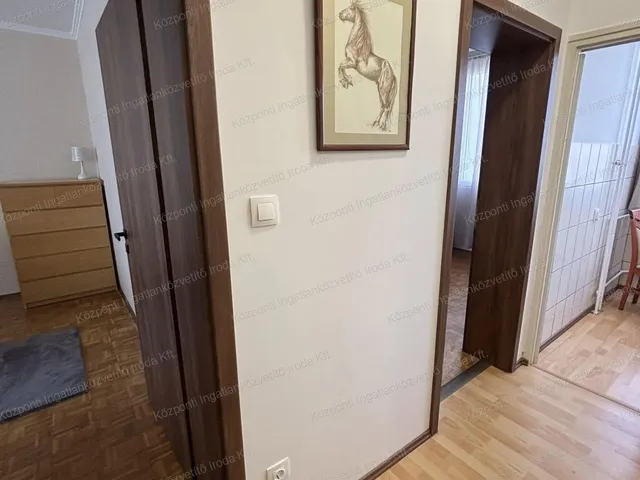 Kiadó lakás Tatabánya, Dózsakert 55 nm