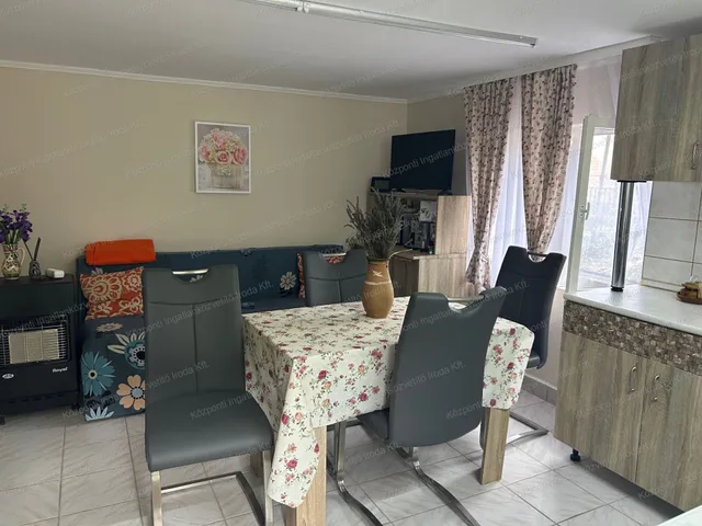 Eladó üdülő és hétvégi ház Zánka 140 nm