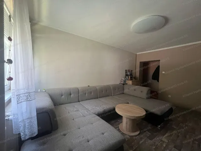 Eladó lakás Tatabánya, Újváros 54 nm