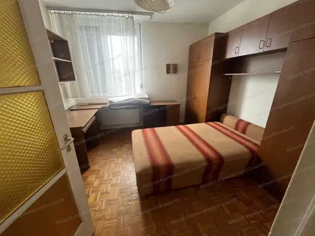 Kiadó lakás Oroszlány 54 nm
