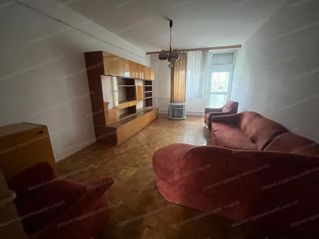 Kiadó lakás Oroszlány 54 nm
