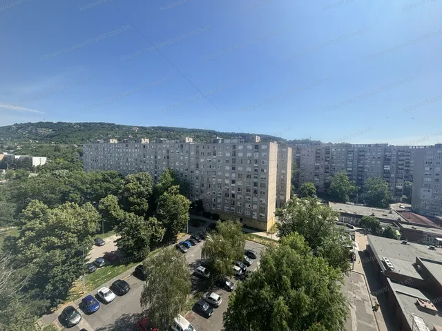 Eladó lakás Tatabánya, Újváros 62 nm