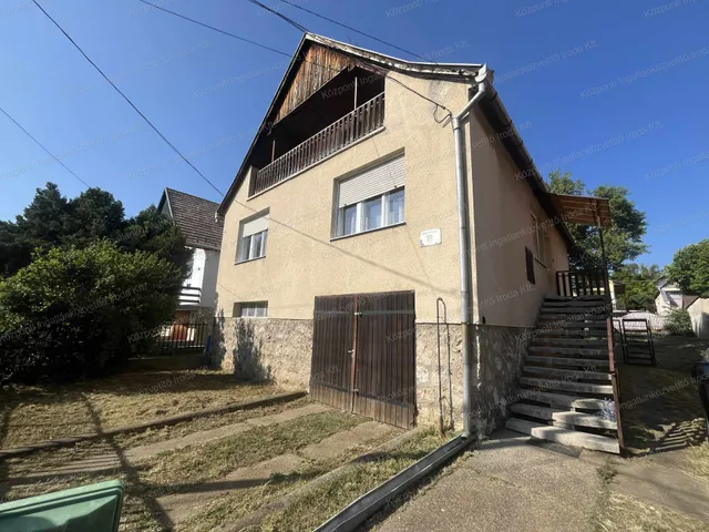Eladó ház Vértesszőlős 200 nm