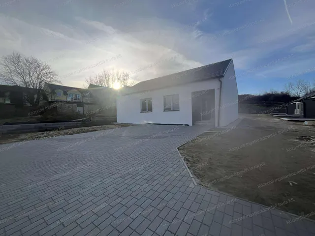 Eladó ház Tatabánya, Kertváros 90 nm