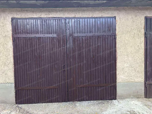 Eladó garázs Tatabánya, Bánhidai lakótelep 19 nm