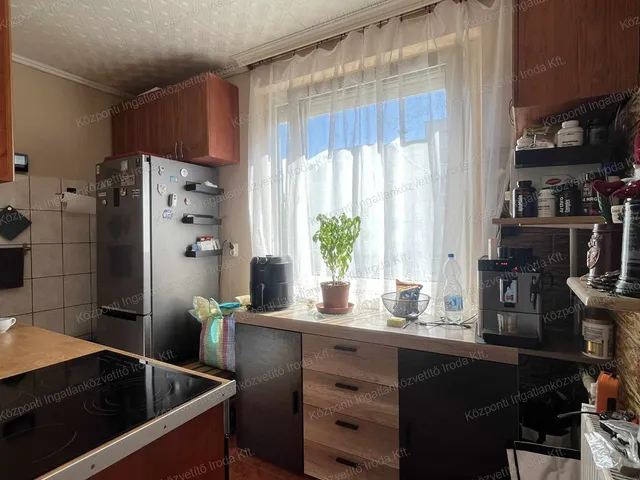 Eladó lakás Tatabánya, Gál István-lakótelep 55 nm