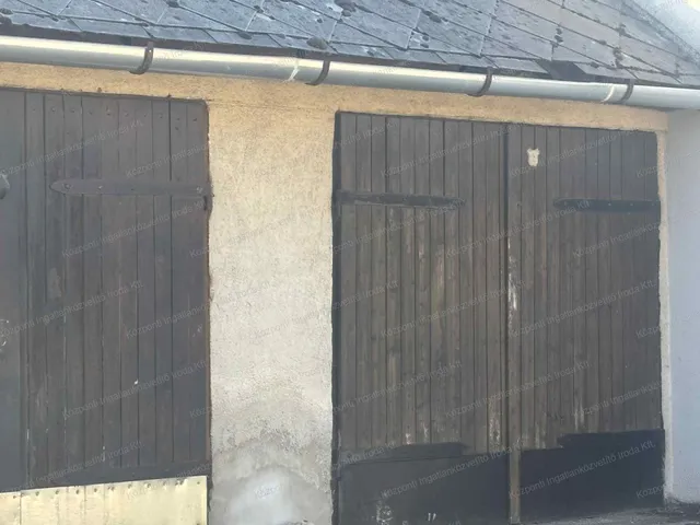 Eladó garázs Tatabánya, Sárberek 17 nm
