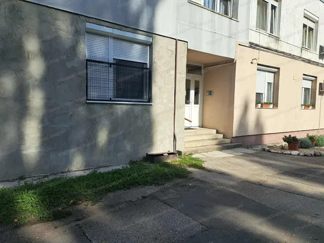 Eladó lakás Tatabánya, Kertváros 53 nm
