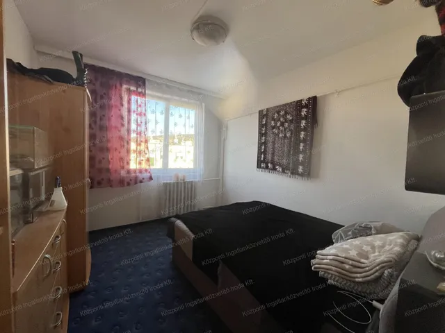 Eladó lakás Tatabánya, Sárberek 67 nm