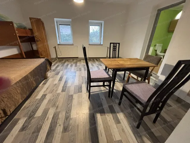 Eladó ház Dunaalmás 59 nm