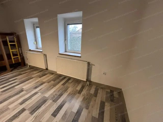 Eladó ház Dunaalmás 59 nm