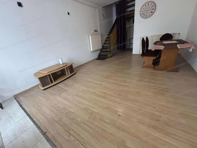 Kiadó ház Tatabánya, Kertváros 76 nm