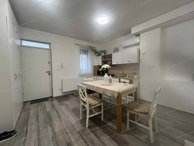 Kiadó lakás Tatabánya, Óváros 42 nm