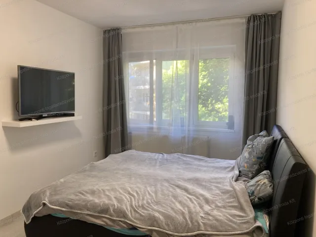 Eladó lakás Tatabánya, Újváros 48 nm