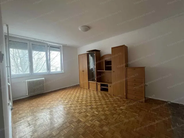 Kiadó lakás Tatabánya, Újváros 49 nm