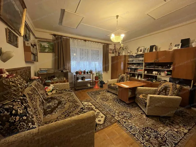 Eladó lakás Oroszlány 50 nm