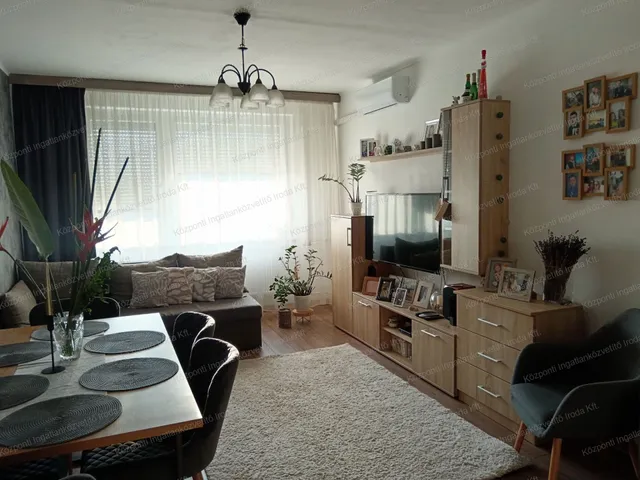 Eladó lakás Tatabánya, Újváros 53 nm