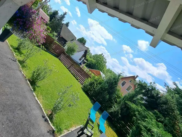 Eladó üdülő és hétvégi ház Tatabánya 30 nm