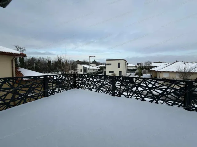 Eladó ház Siófok, Sóstó 168 nm