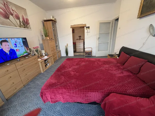 Eladó lakás Tatabánya, Újváros 43 nm