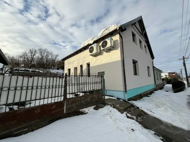 Eladó ház Környe 75 nm