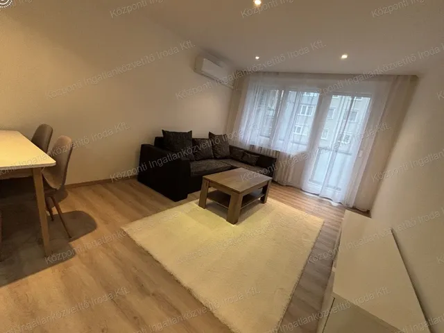 Kiadó lakás Tatabánya, Dózsakert 55 nm