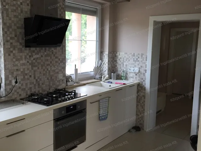 Eladó ház Tata, Fácánoskert-lakópark 338 nm