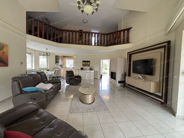 Eladó ház Tata, Fácánoskert-lakópark 338 nm