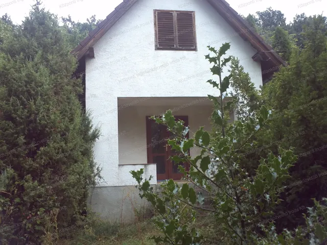 Eladó mezőgazdasági ingatlan Héreg 31 nm