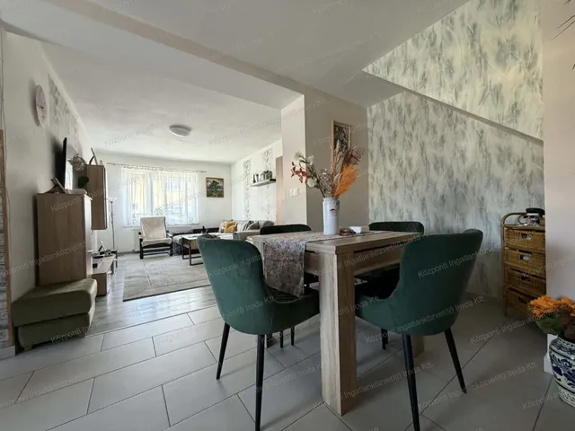 Eladó ház Tatabánya, Kertváros 91 nm